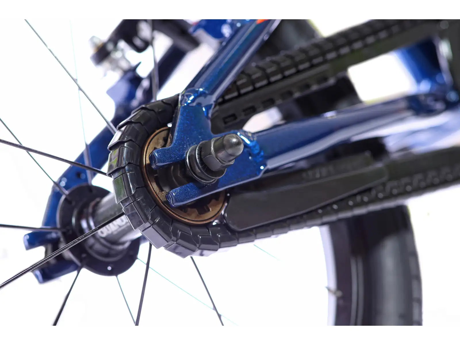 Detský bicykel Amulet 16 Mini Superlite tmavomodrá metalíza/oranžová lesklá
