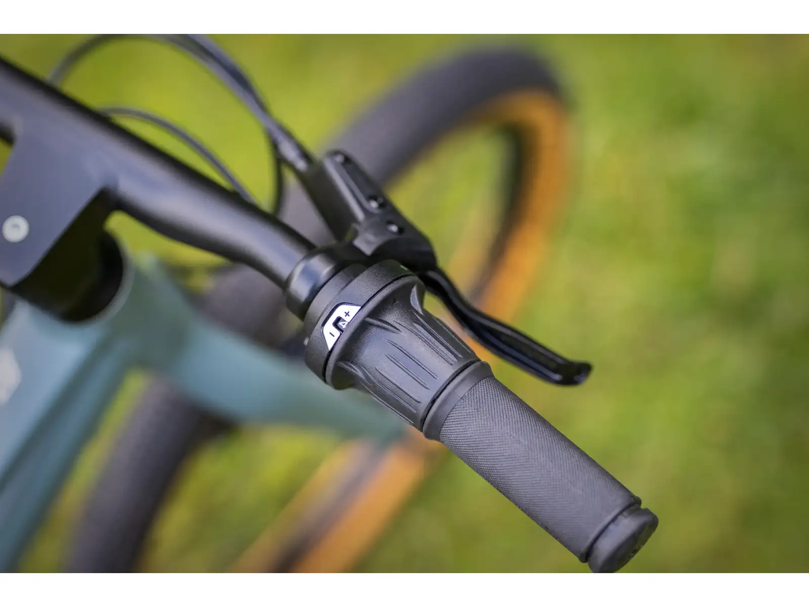 Superior F.L.Y. 20 DB Matte Trooper Green/Hologram Chrome detský bicykel