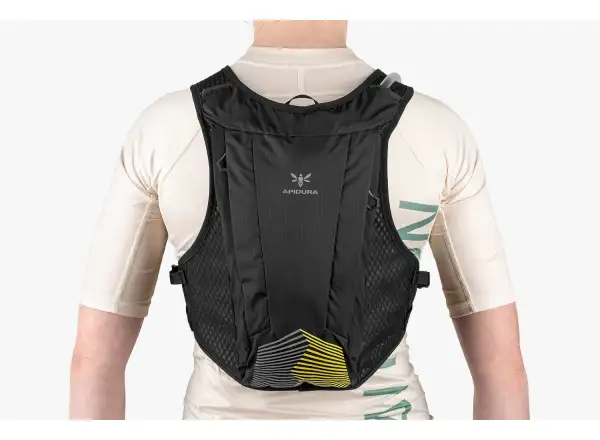 Apidura Racing Hydration cyklistická vesta 2 l čierna
