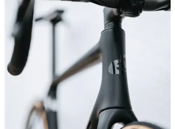 Cervélo R5 Ultegra Di2 cestný bicykel Oxblood