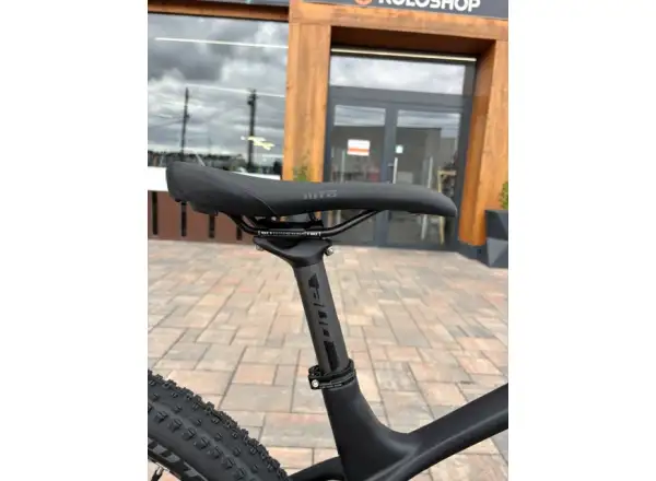 Rock Machine BLIZZ CRB 30-29 horský bicykel Black/Grey VZORKA