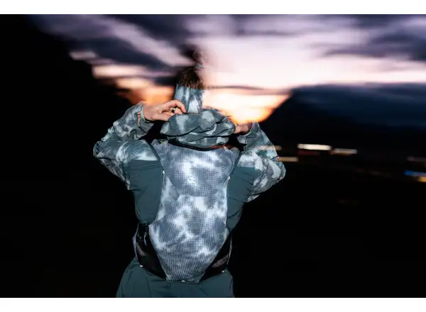 Dynafit Trail 6 Reflective bežecká vesta Cinder/Smoke Blue