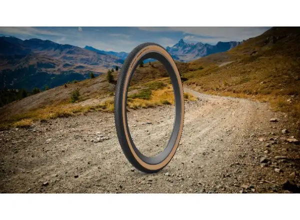 Michelin Power Gravel súťažná línia Magi-X TS TLR šmykľavý plášť s kevlarom čierny