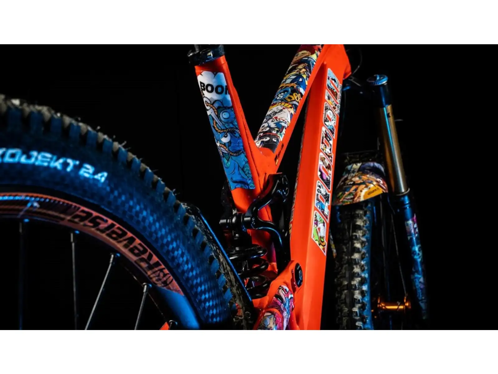 Rie:sel Design Tape 3000 frame stickerbomb