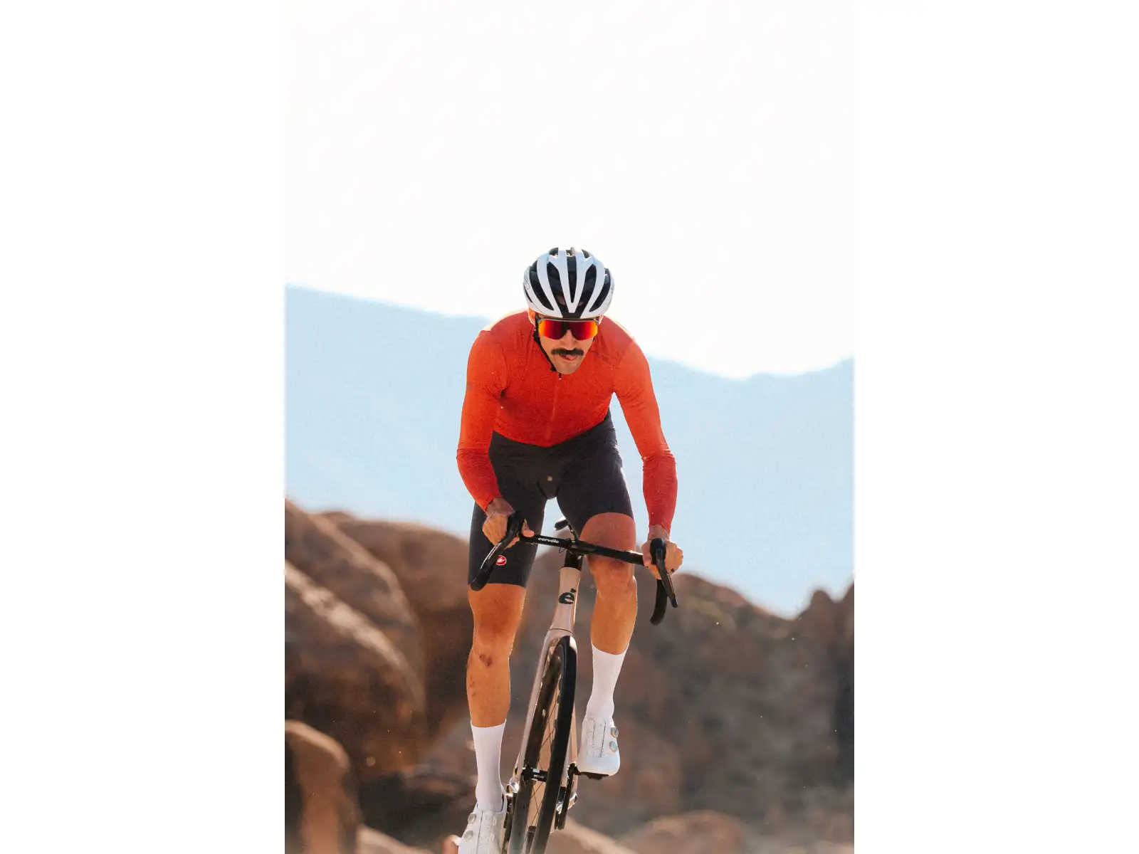 Cervélo Caledonia-5 SRAM Rival AXS Sandstone 56