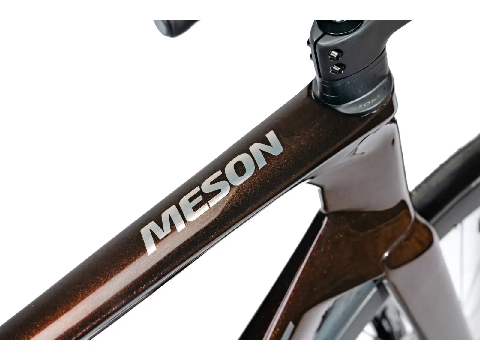 Isaac Meson 105 Di2 cestný bicykel Ruby Red