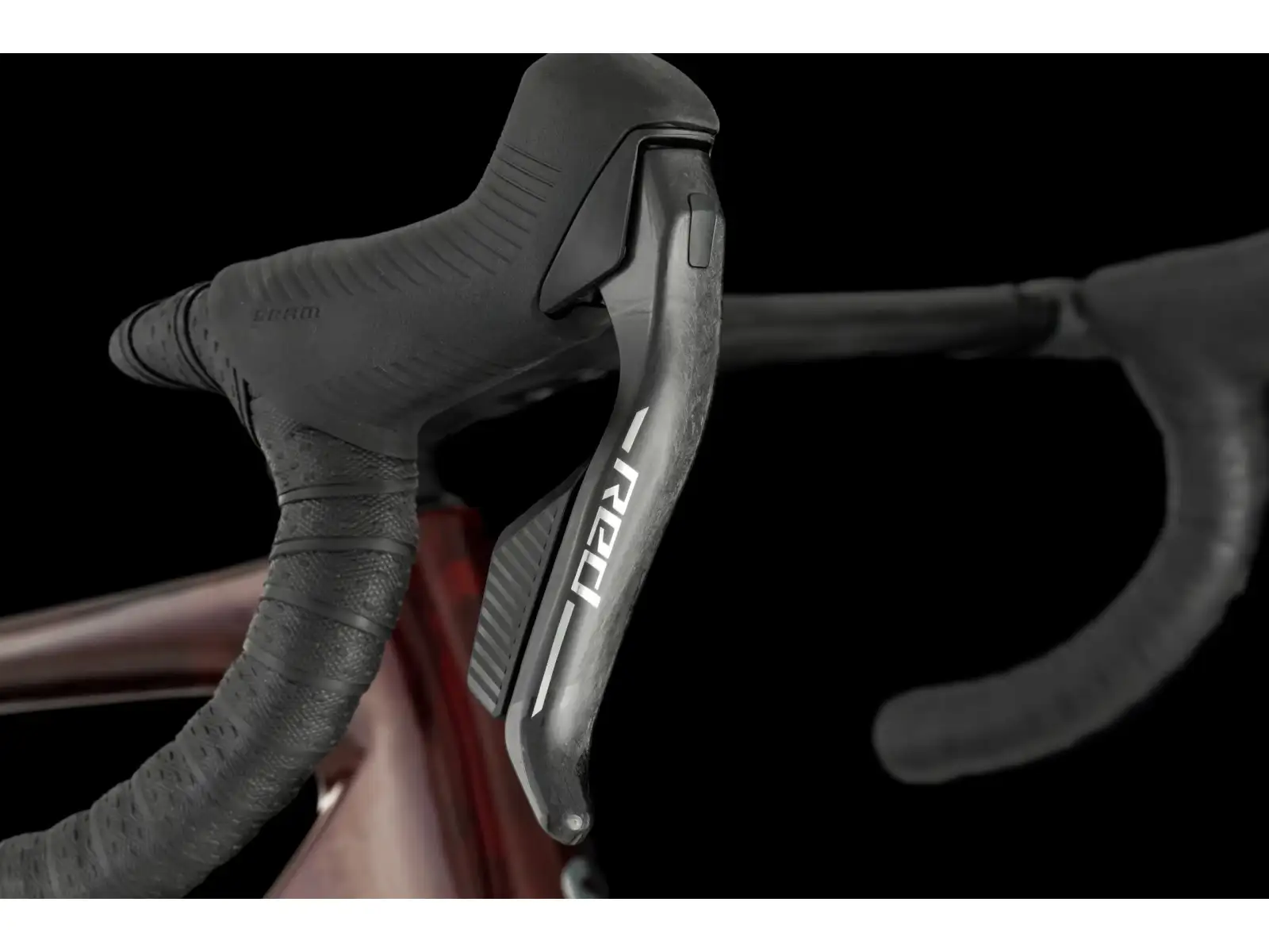 Superior XR 9.9 LTD gravel bicykel Matte Carbon/Gloss Red
