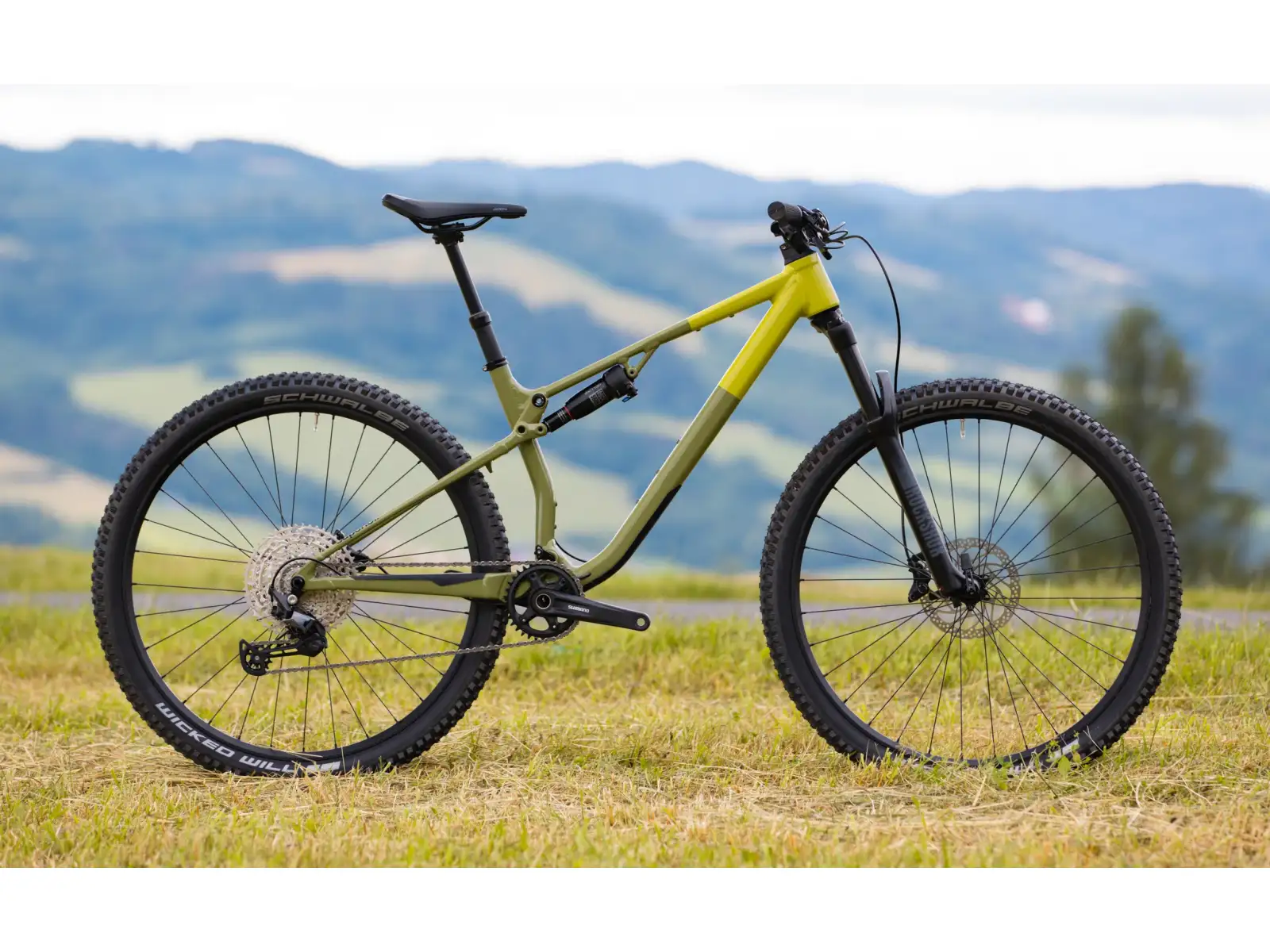 Superior XF 6.2 DC horský bicykel Gloss Olive