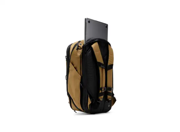 Peak Design Travel Backpack 45 l batoh Coyote