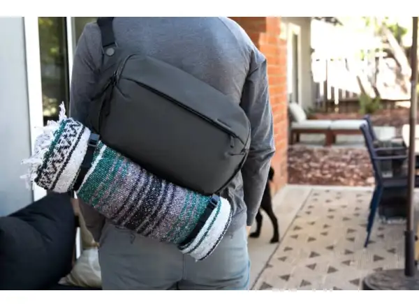 Peak Design Everyday Sling 6 l v2 batoh sivá