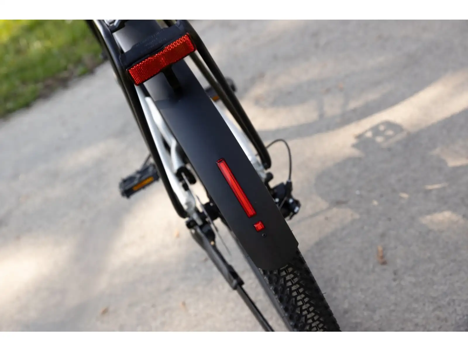 Rock Machine eRokk B70T nízkonástupový elektrobicykel Matte Limerock Grey