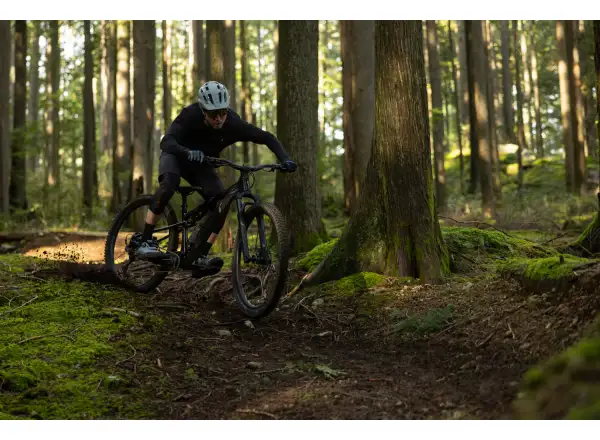 Giant Stance 2026 horský bicykel Black