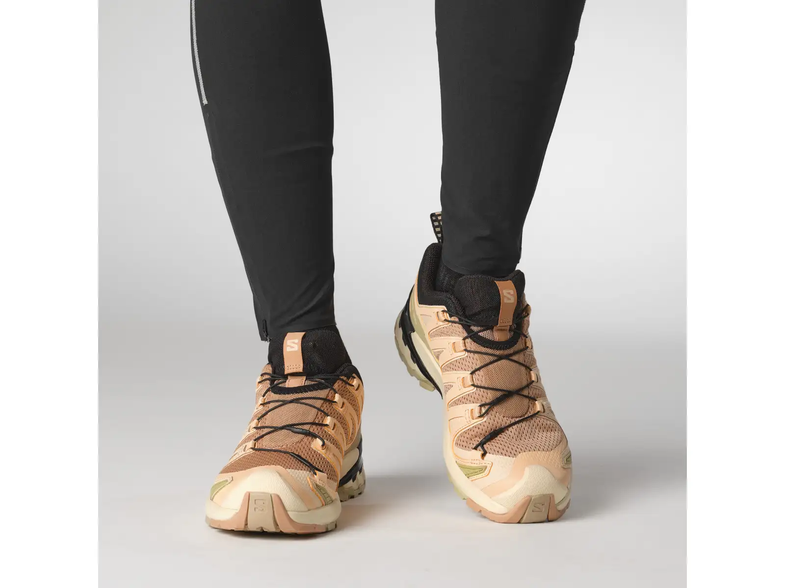 Salomon XA PRO 3D V9 dámska bežecká obuv Cork/Peach Fuzz/Sponge