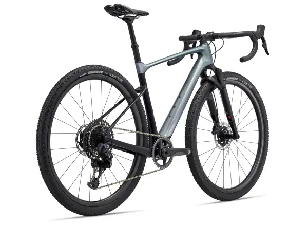 Giant Revolt X Advanced Pro 0 gravel bicykel Airglow Black Currant