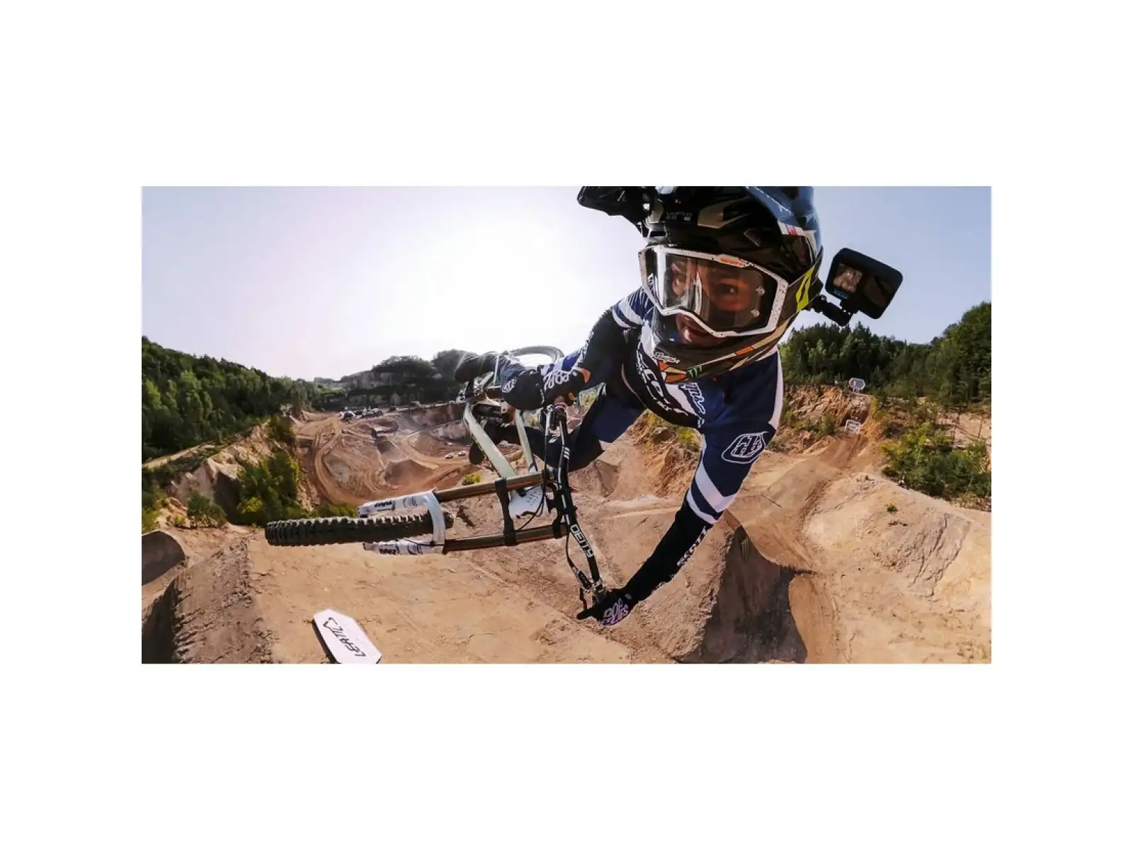 GoPro Predný + bočný držiak na prilbu