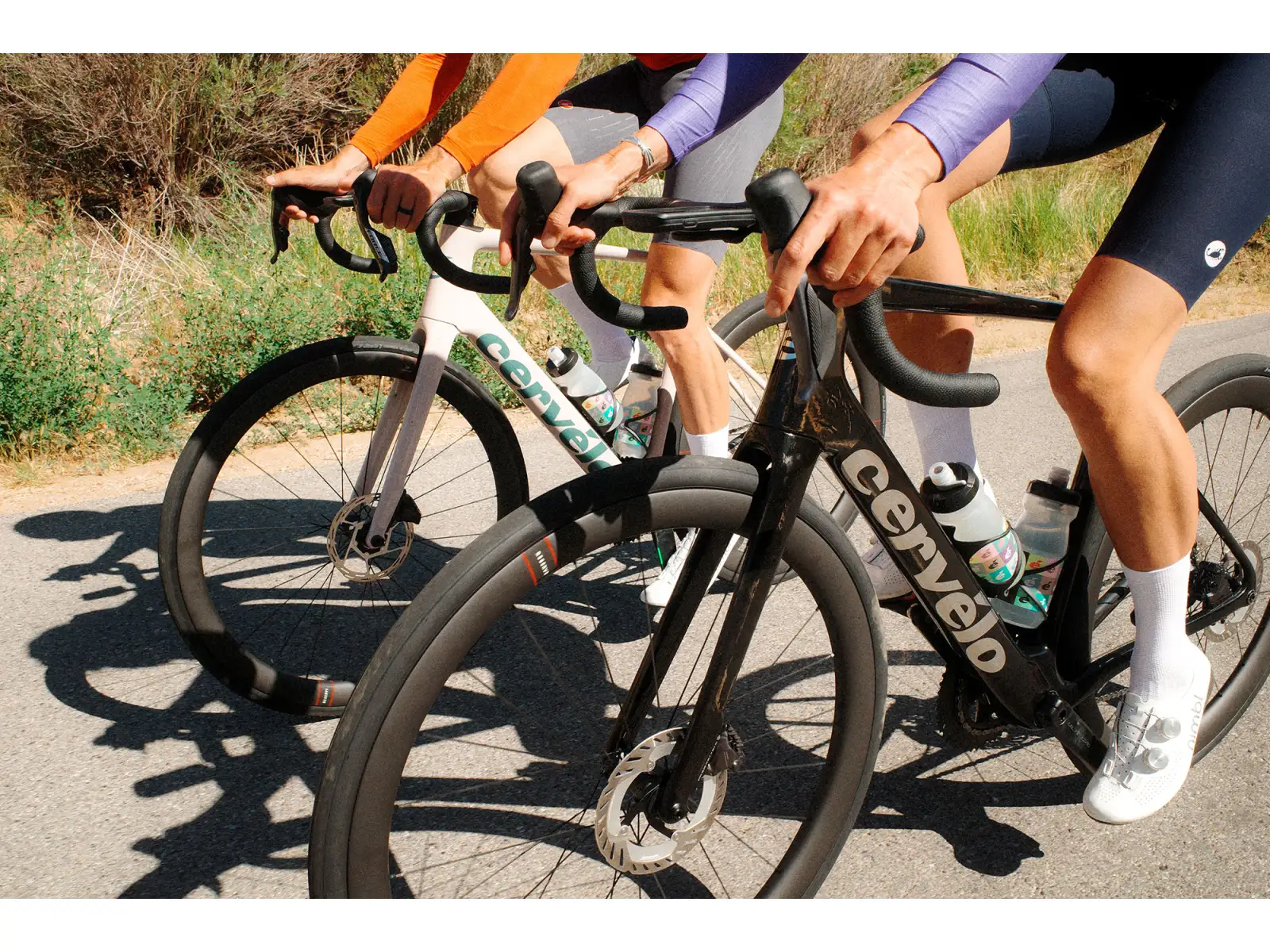 Cervélo Caledonia-5 SRAM Rival AXS Sandstone 56
