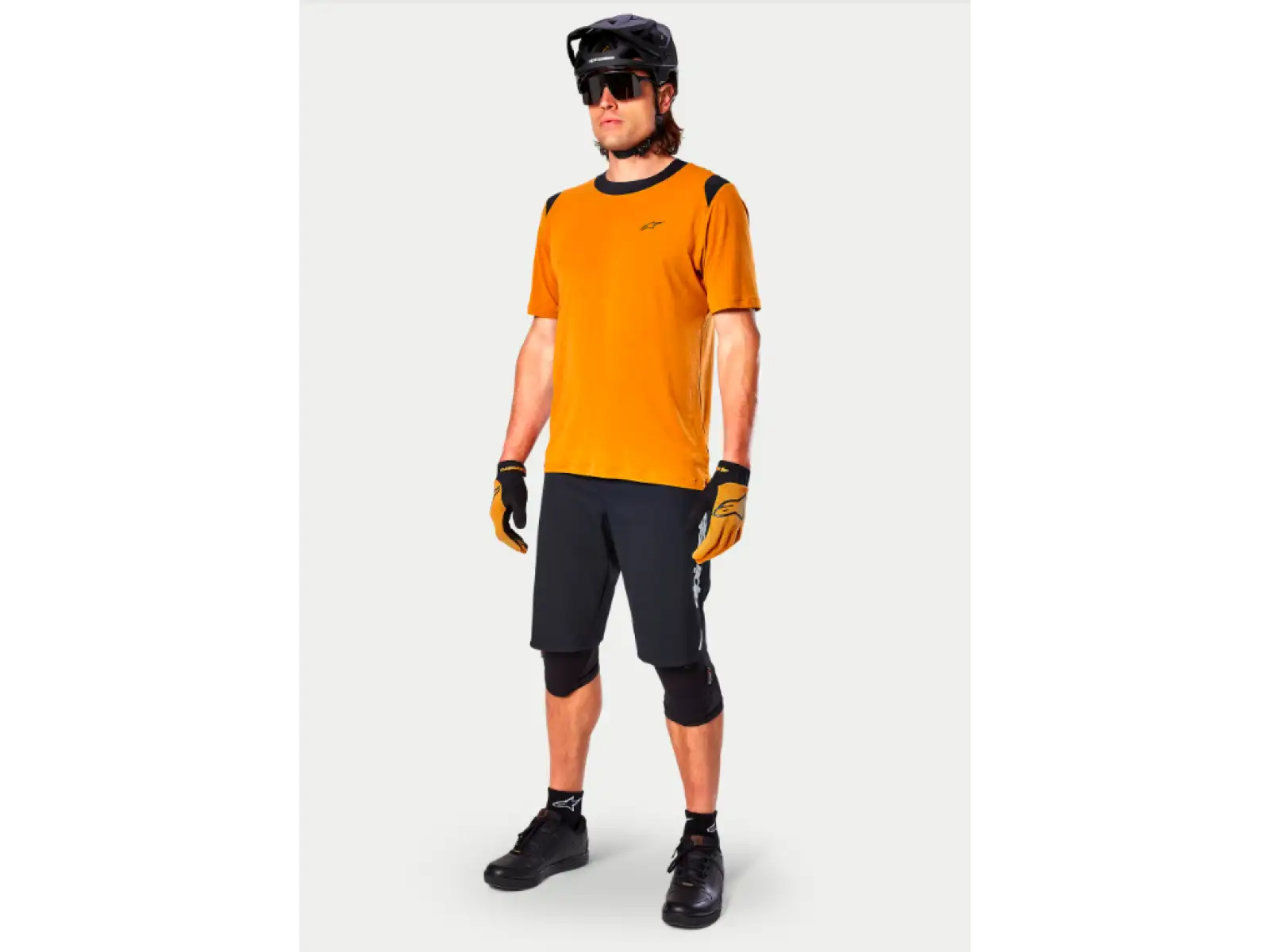 Alpinestars A-Dura Dri Wool pánsky dres s krátkym rukávom Dark Gold