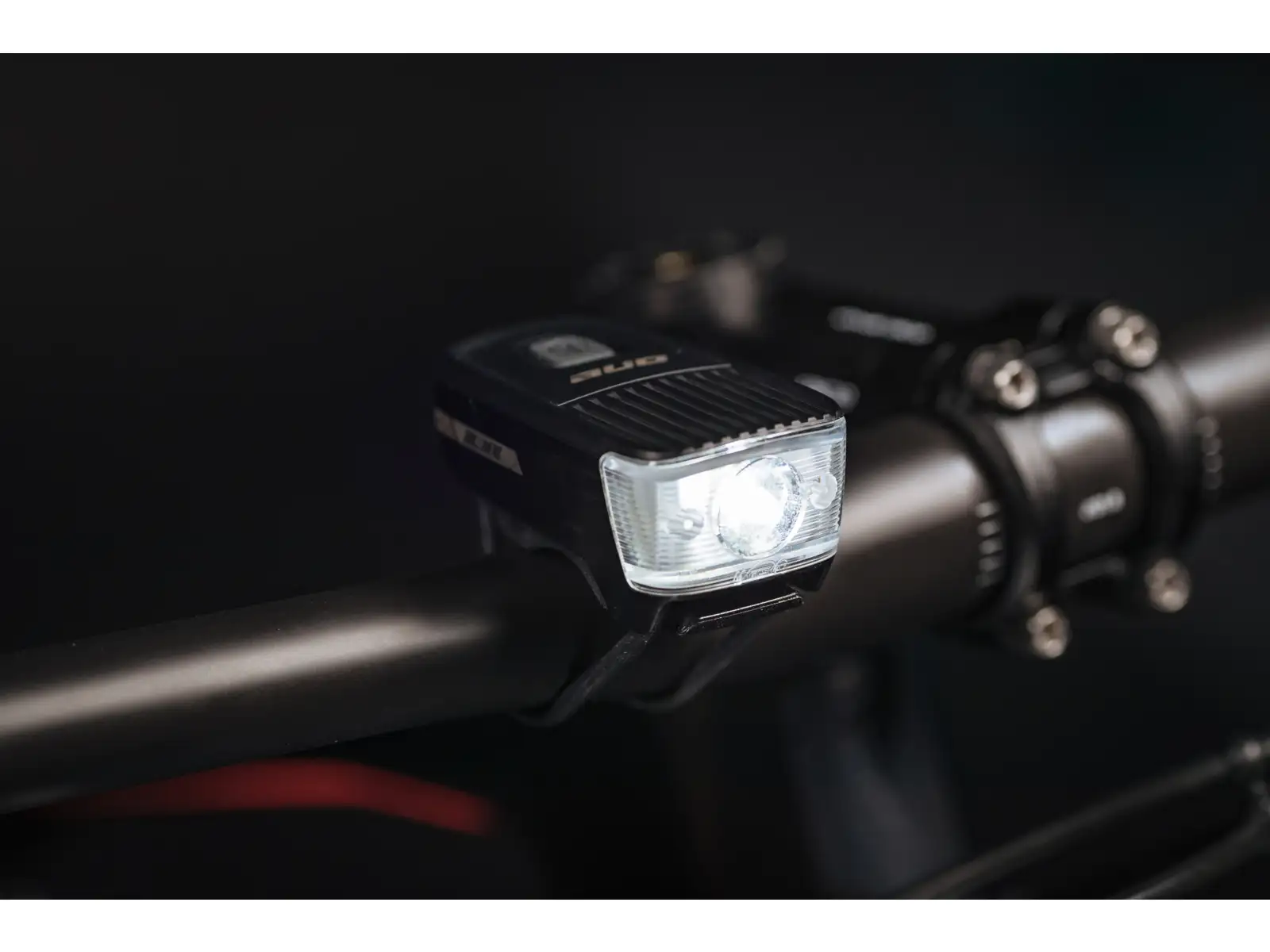 One Bikeparts F.Light 50 svetlo black/grey