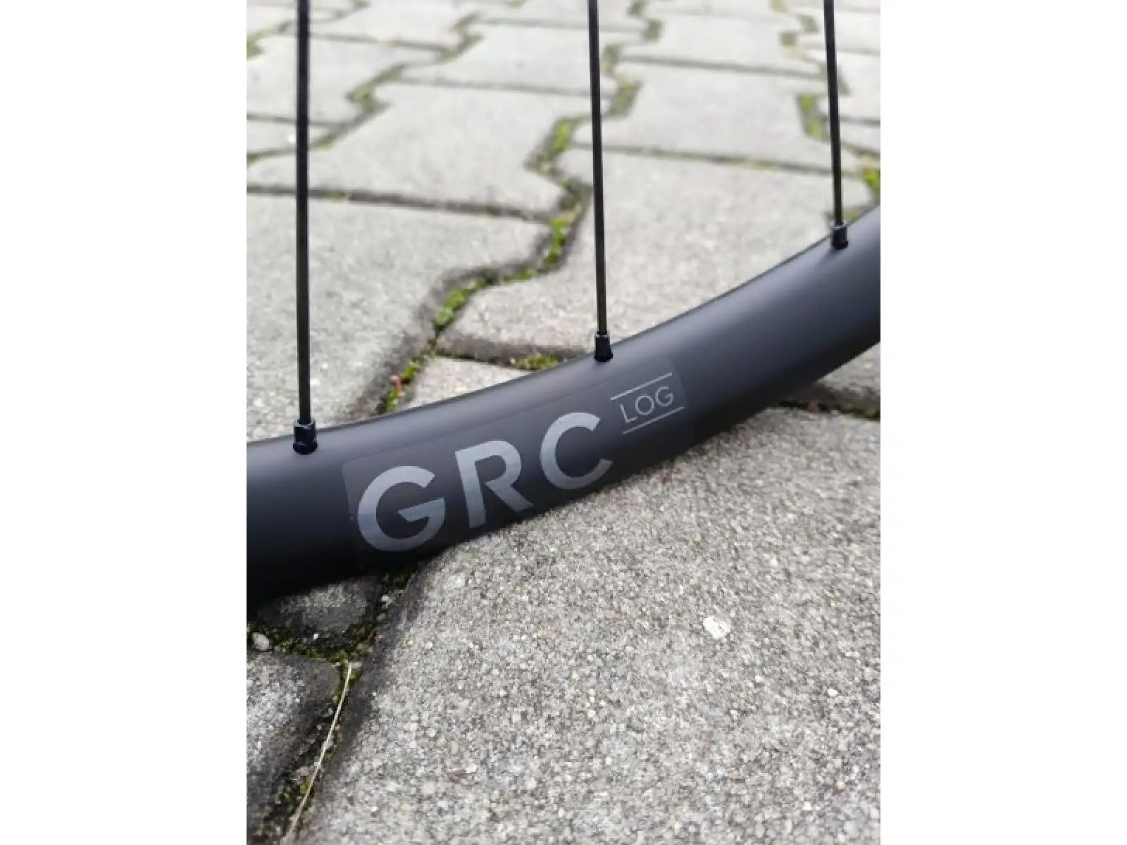 DT GRC LOG 25 Gravel Zapletené kolesá