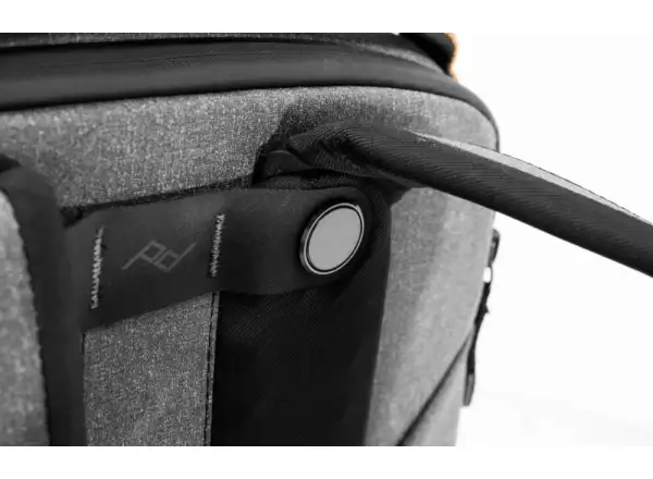 Batoh Peak Design Everyday 30 l Charcoal