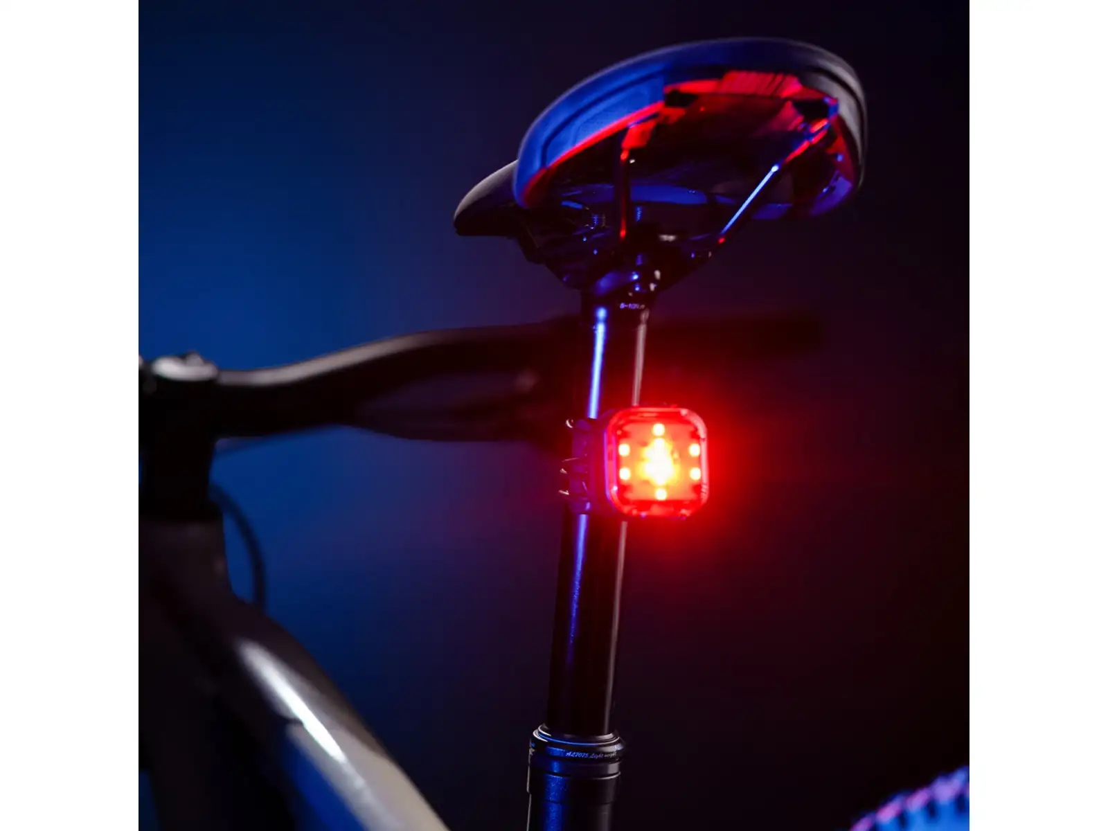 Lezyne Zecto Drive 200+ zadné svetlo