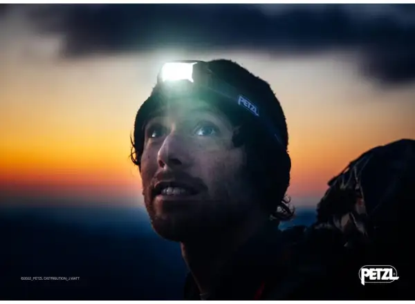 Čelovka Petzl Actik červená
