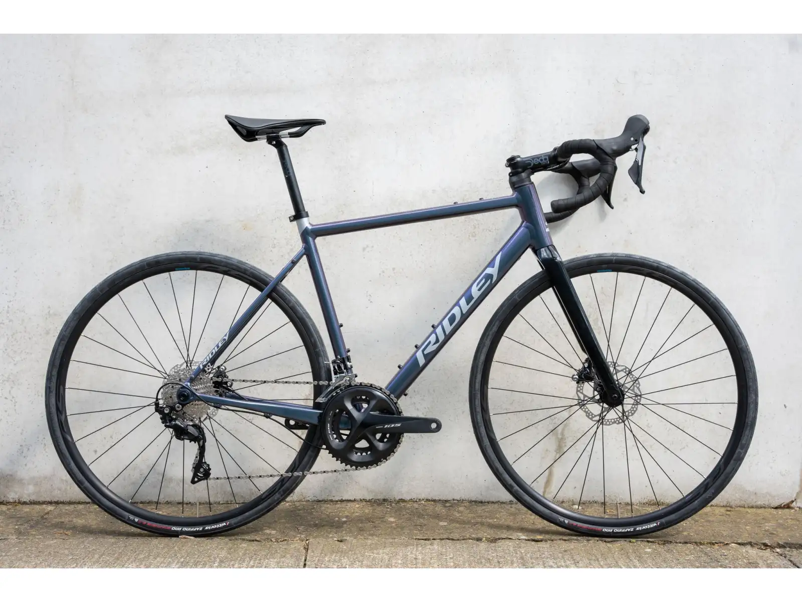 Ridley Grifn A 105 gravel bicykel Dark Violet Cameleon