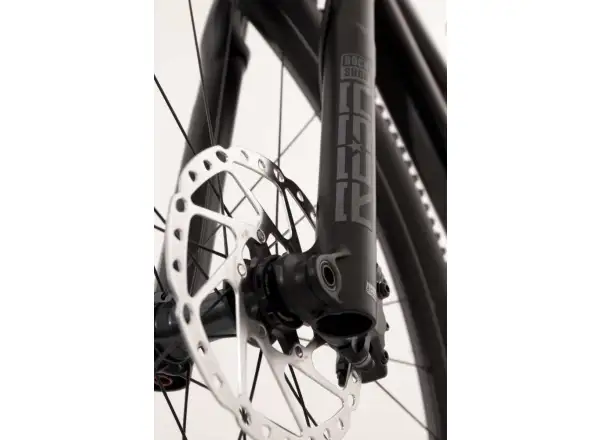 Rock Machine Blizz CRB 70 29 horský bicykel lesklá červená/čierna