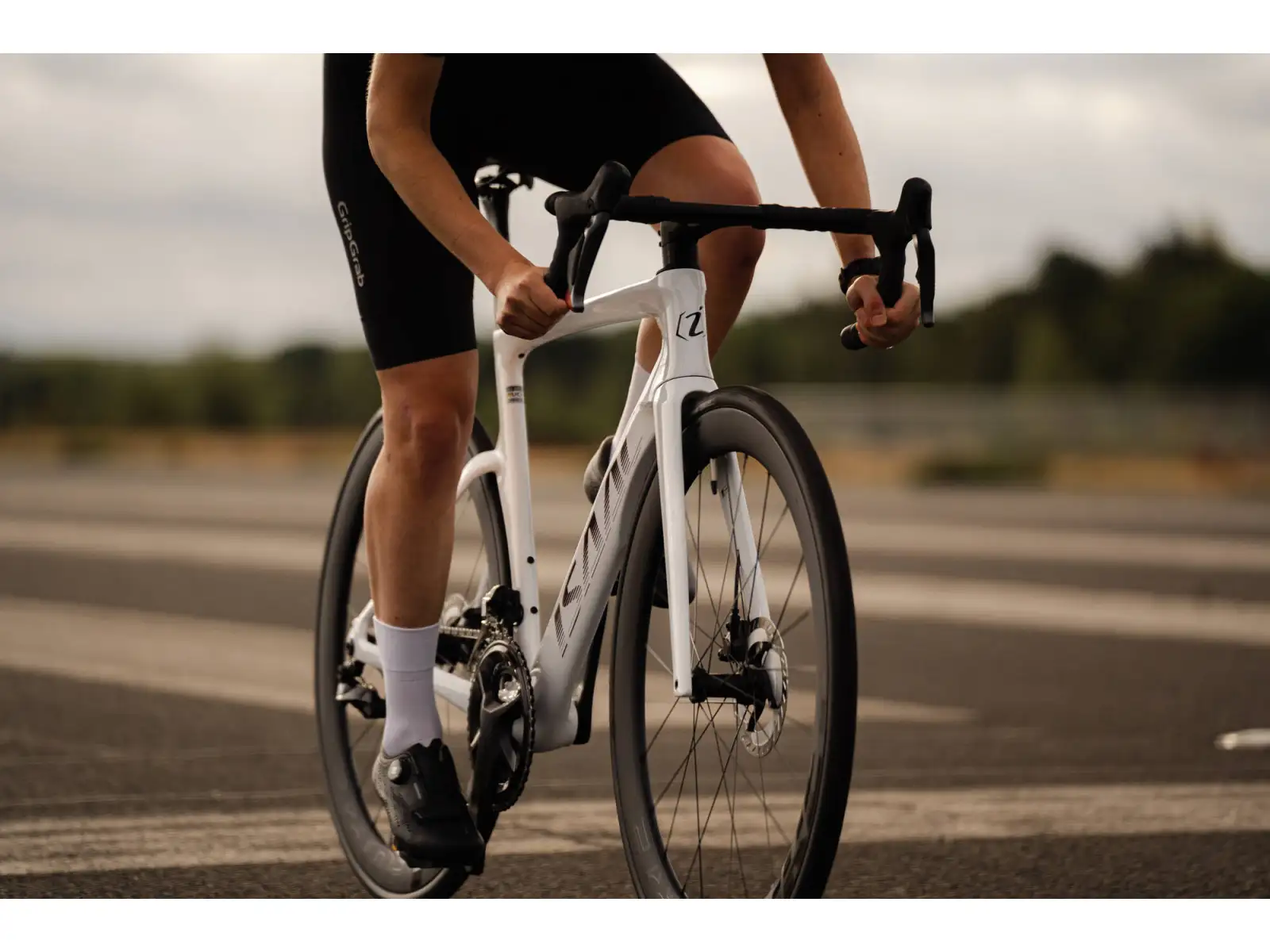 Isaac Meson DuraAce Di2 cestný bicykel Mineral White