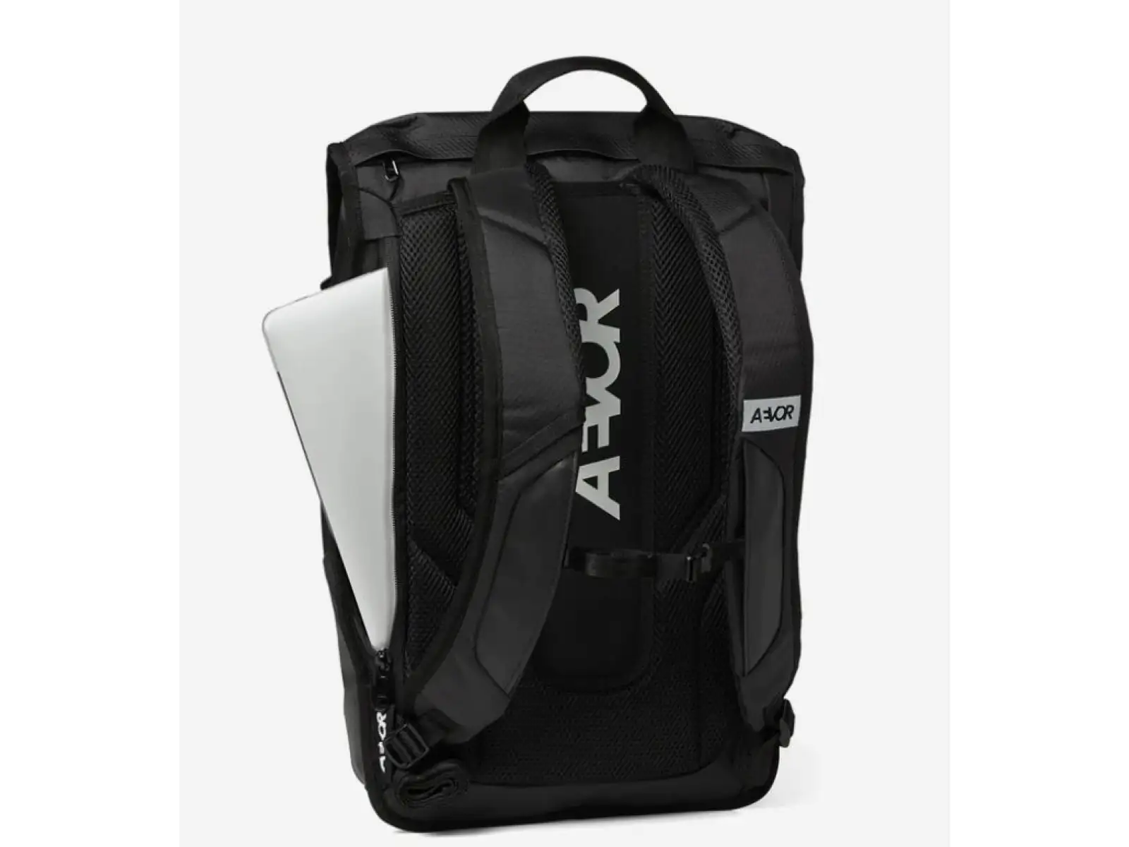 Aevor Daypack Proof batoh 28 l čierna