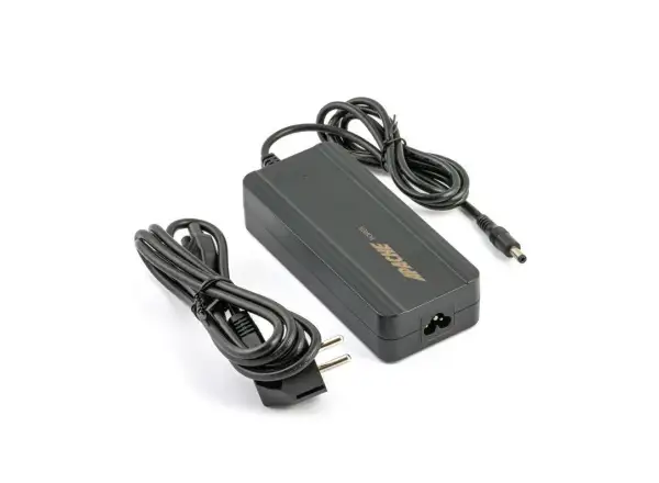 Nabíjačka batérie Apache Power 36 V – 42 V/2,0 A, 5,5 mm konektor