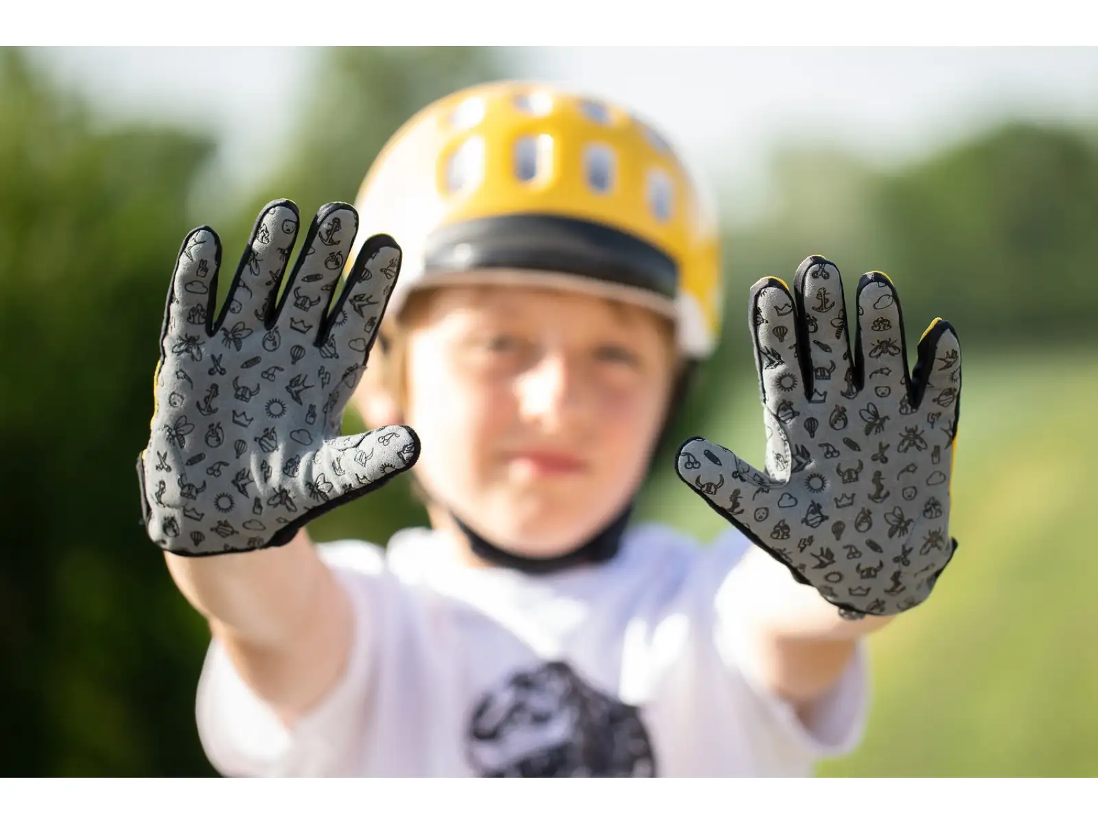 Detské rukavice Woom 5 čierne veľkosť 5 (11,5 cm)