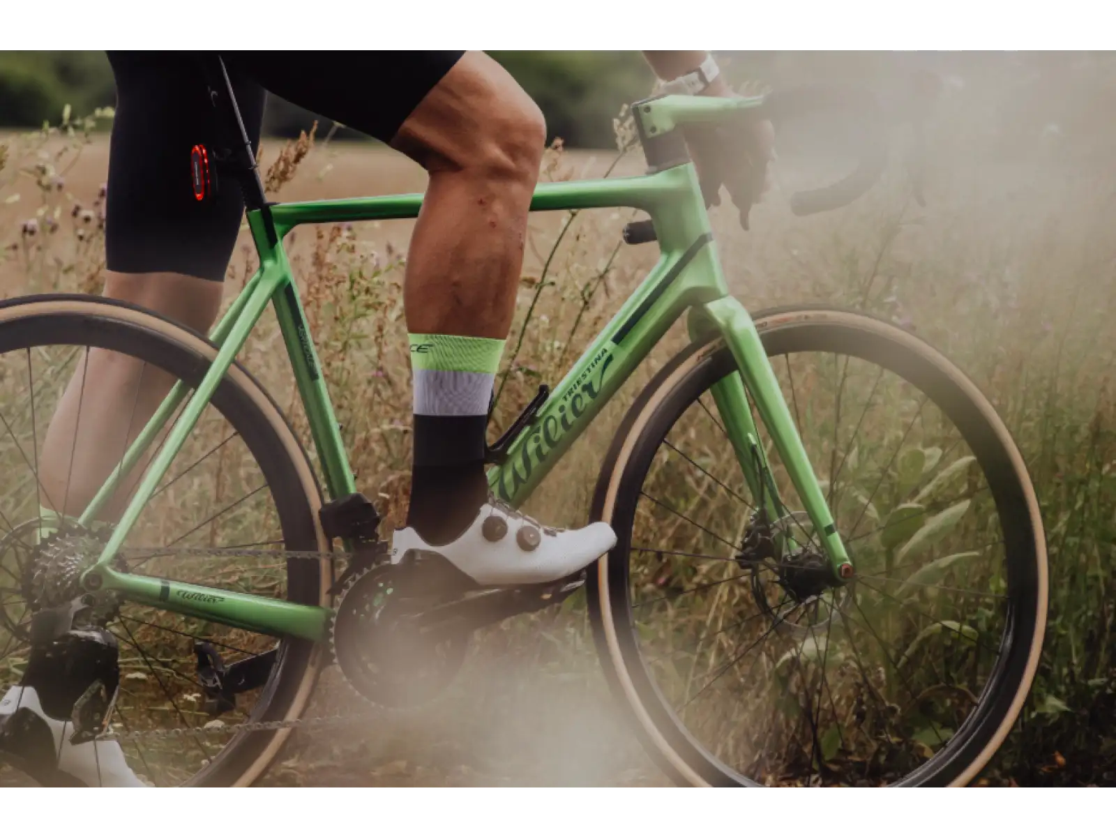 Force Rainbow cyklistické ponožky čierna/fluo