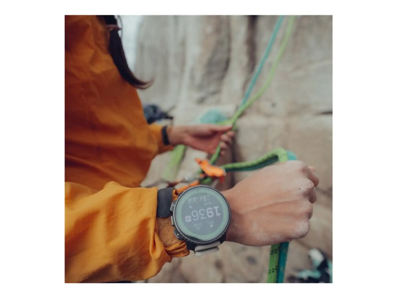 Suunto Vertikál Titanium Solar inteligentné hodinky Sand