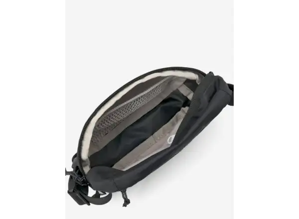 Aevor Hip Bag Move 1,5L taška cez rameno/ľadvinka Black