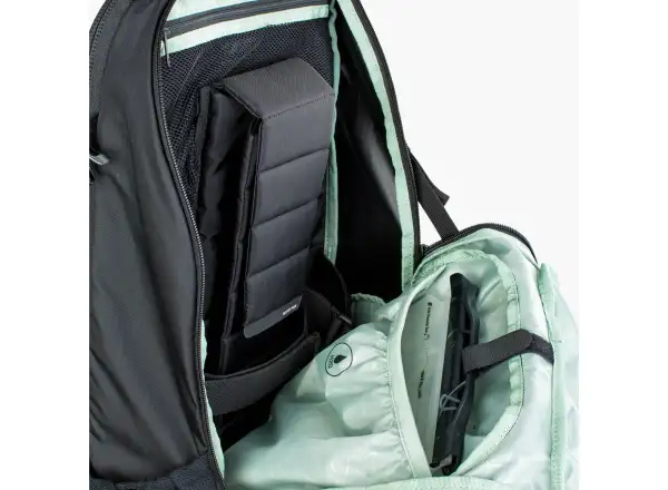 Evoc FR Trail E-ride batoh 20 l black