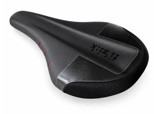 Fizik Tundra VS M7 sedlo Mg čierna/červená - Nebalené