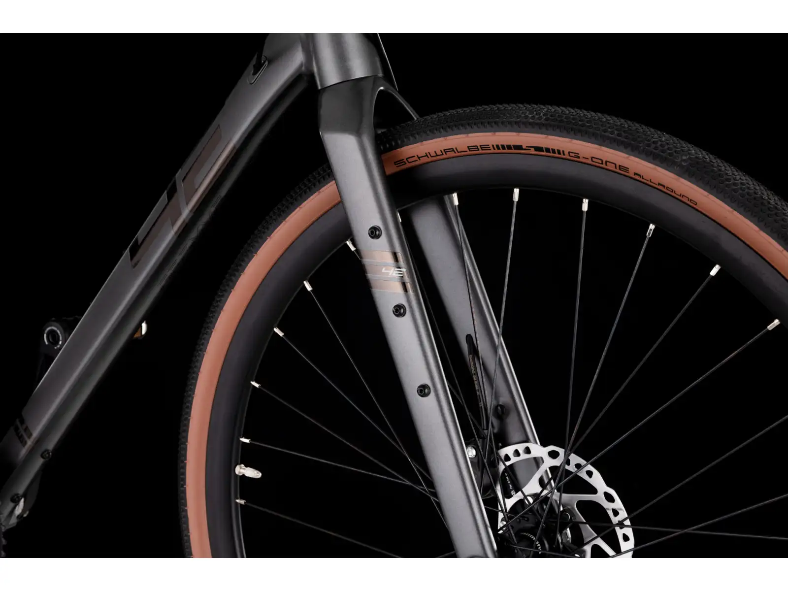 4Ever Gromvel Race gravel bicykel Titan matt