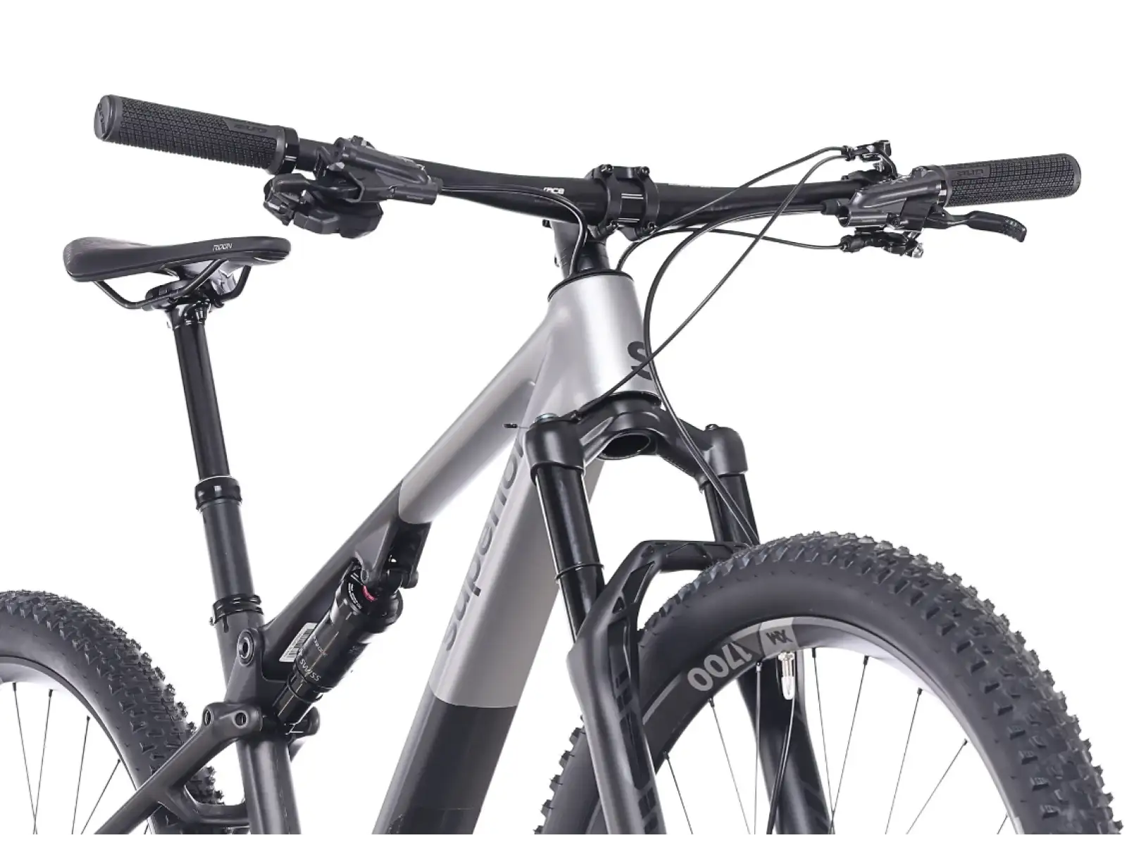 Superior XF 9.7 RC celoodpružený bicykel Matte Carbon/Smoke Chrome