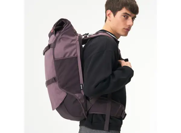Aevor Travel Pack Proof cestovný batoh 45 l Oxy Purple