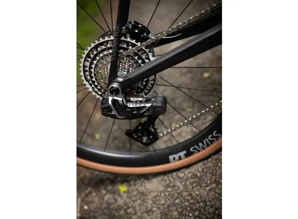 Superior XR 9.8 GR gravel bicykel Matte Carbon/Gloss Black