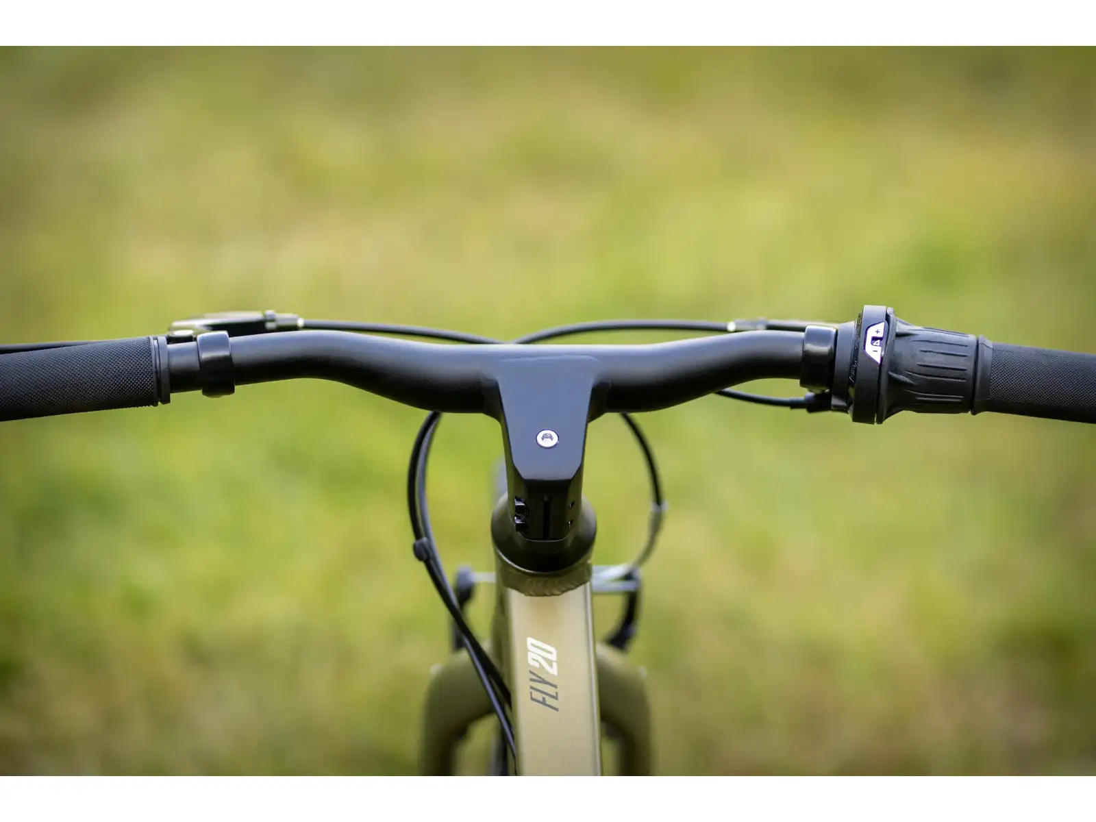 Superior F.L.Y. 20 VB Matte Olive Metallic/Hologram Chrome Detský horský bicykel