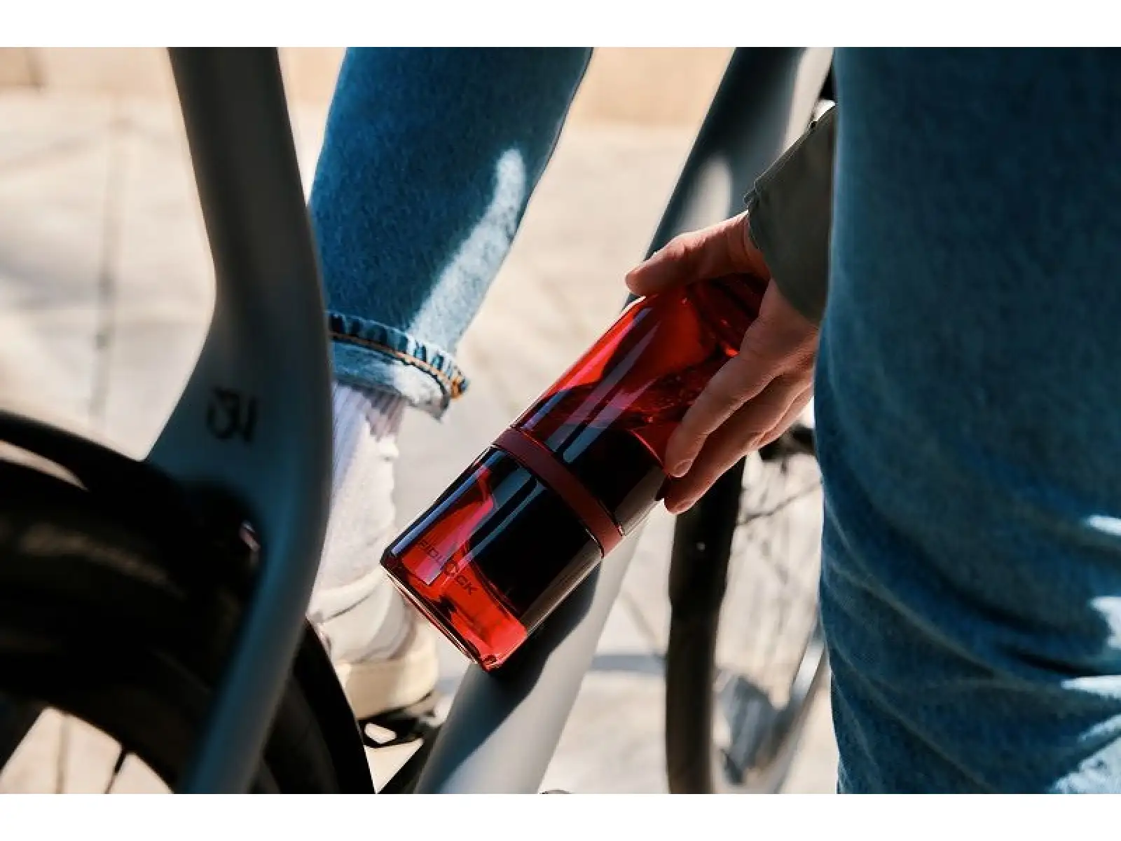 Fľaša Fidlock Twist 700 Life červená 700 ml