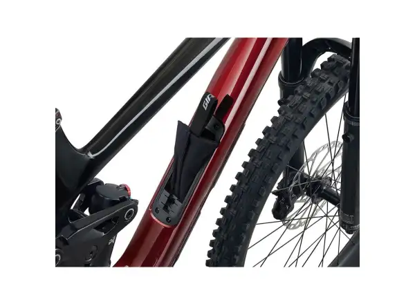 Giant Reign Advanced 2 celoodpružený horský bicykel Sangria/Carbon