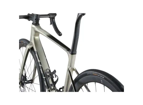Giant Defy Advanced SL 1 cestný bicykel Golden Haze / Panther