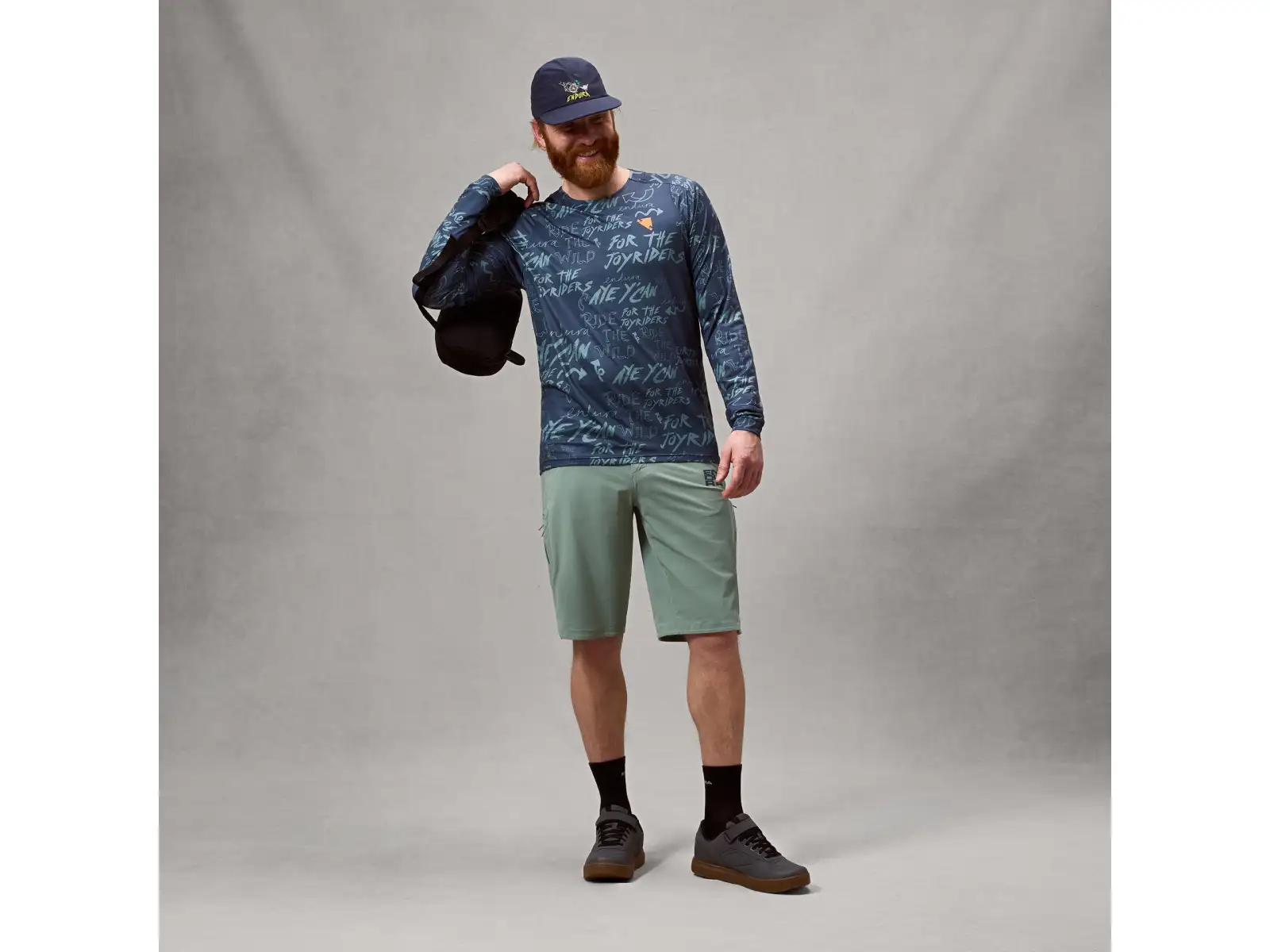Endura Singletrack pánsky dres dlhý rukáv Carbon Grey