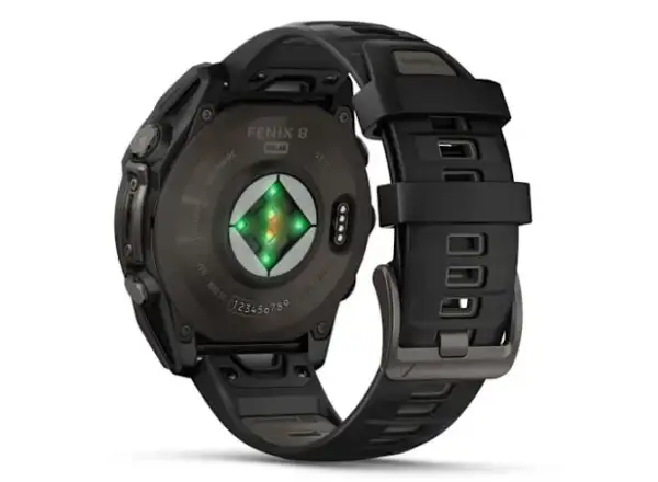Garmin fenix 8 - 47 mm Solar Sapphire inteligentné hodinky Carbon Gray DLC Titanium Black/Gray