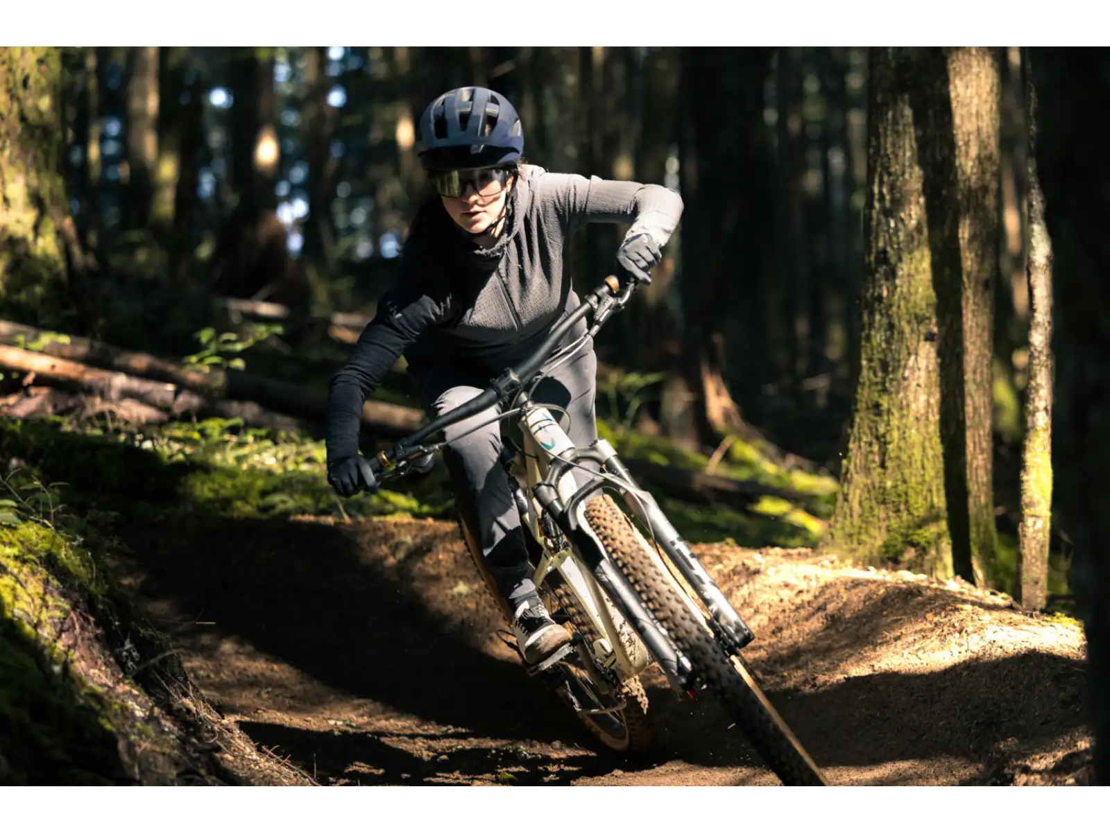 Liv Embolden 2026 horský bicykel Pale Moss