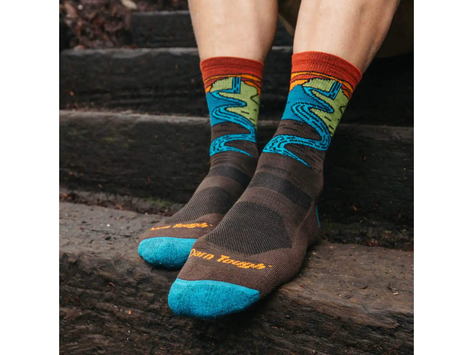 Darn Tough Chasing Waterfalls Micro Crew Lightweight Cushion pánske ponožky Earth