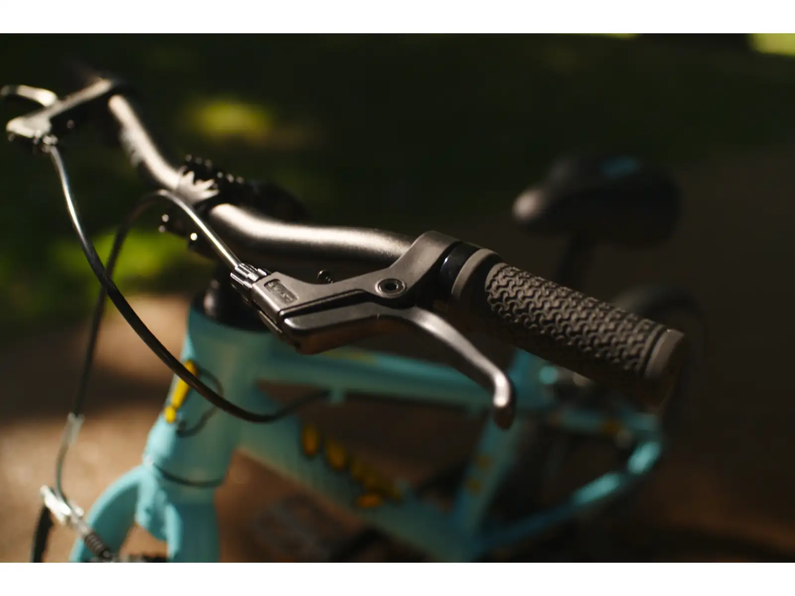 Fíha 16 CoralBubble detský bicykel (modrý)